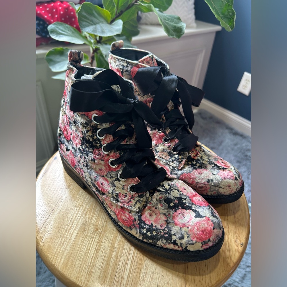 Dirty Laundry Floral Velvet Combat Boots | Lace-Up Ankle Boots | Romantic Grunge